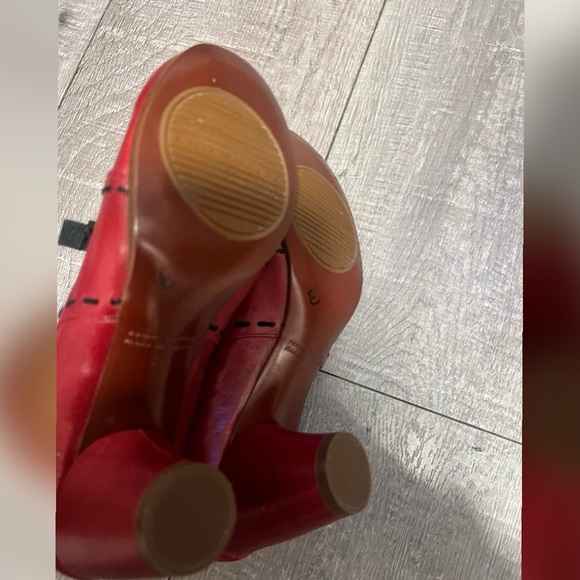 Chie Mihara Mary Jane Oxford Dark Academia Whimsy Goth Red Heels NEW Size 6 $378 - Picture 3 of 4